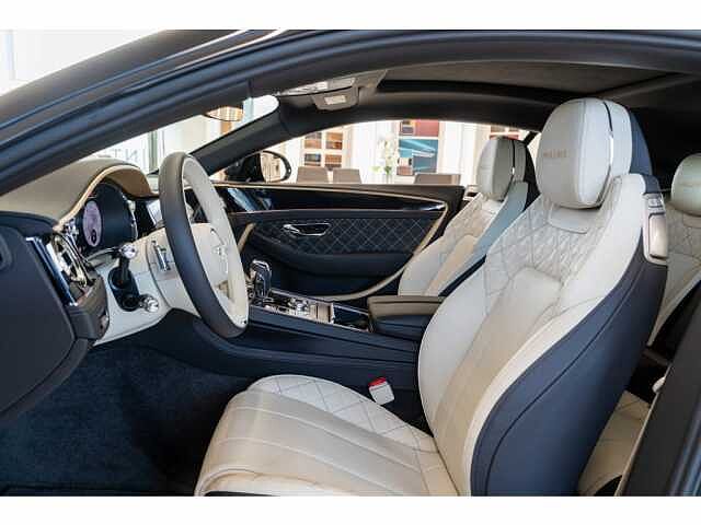 20:Bentley Continental GT Mulliner V8, Coupe, Black Crystal, Bentley Mougins