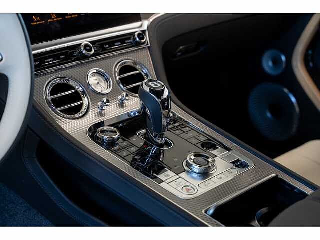 22:Bentley Continental GT Mulliner V8, Coupe, Black Crystal, Bentley Mougins