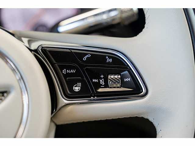 30:Bentley Continental GT Mulliner V8, Coupe, Black Crystal, Bentley Mougins